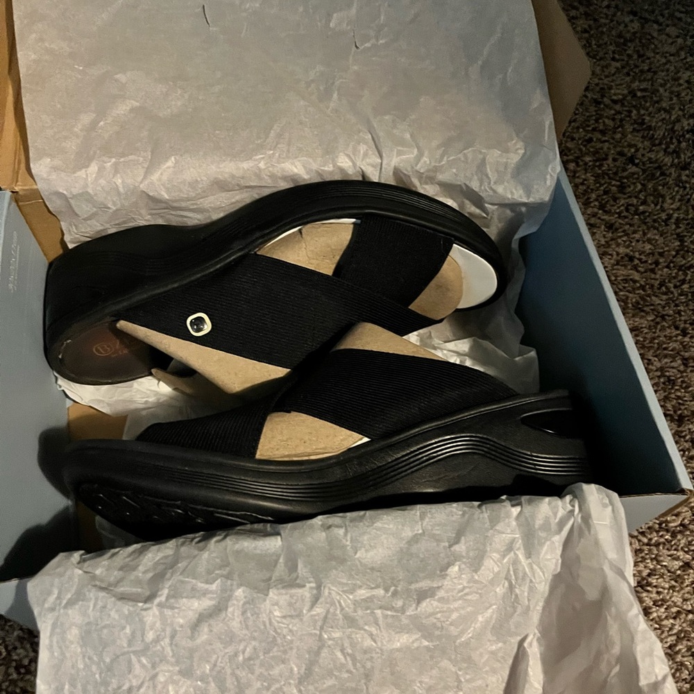 NWOT-BZEES Desire Wedge slip-on Sandal. Unfortunately I missed the return window